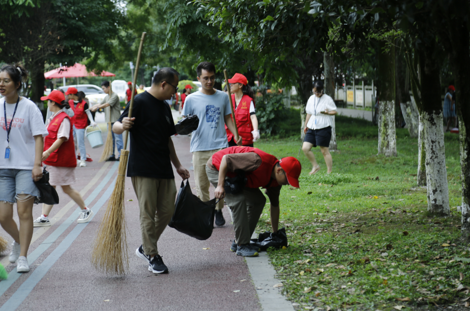 迎大運盛會 展文明形象 |海蓉開展掃除道公益活動！